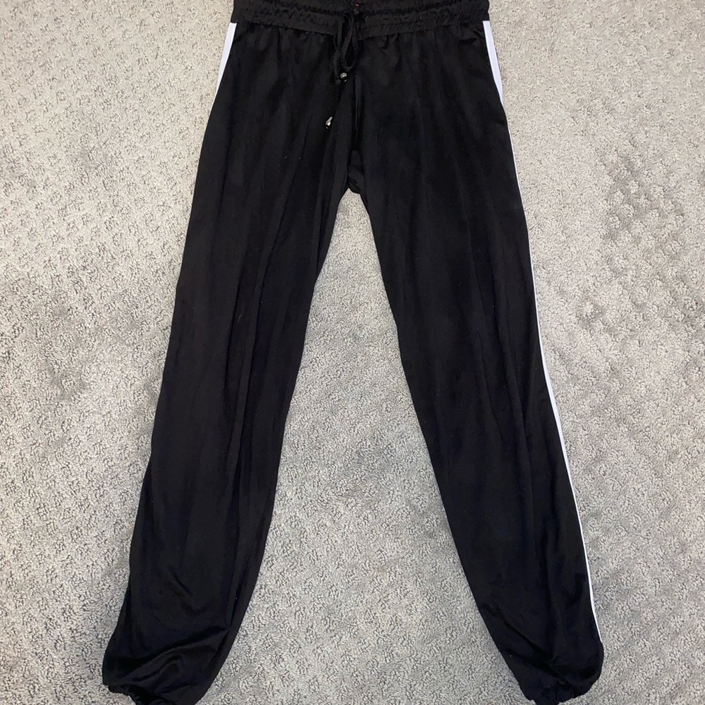 Women’s Joggers Size M